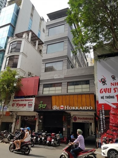 Cho thuê 560m2 nhà Đ.Đông Du, P.Bến Thành, Q1, chỉ 120 triệu