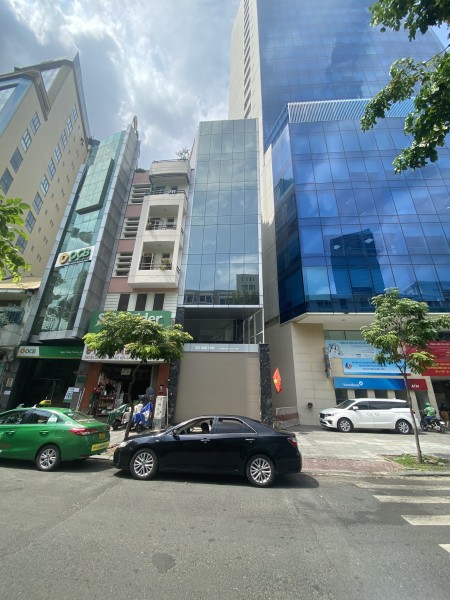 Cho thuê nhà 630m2, Đ.Hàm Nghi Quận 1 ngang LỚN 5m chỉ 160 triệu