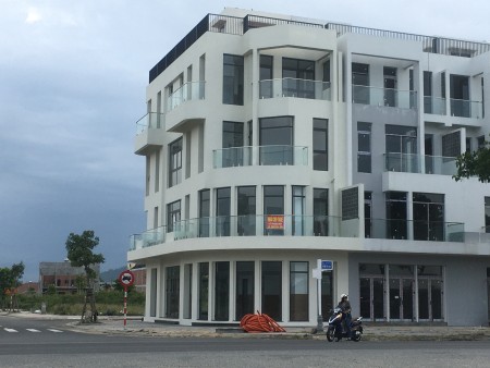 Đi đến slide 4