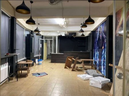 Cho thuê nhà 1 Trệt + 2 Lầu mặt tiền đường Huỳnh Tấn Phát, Q7