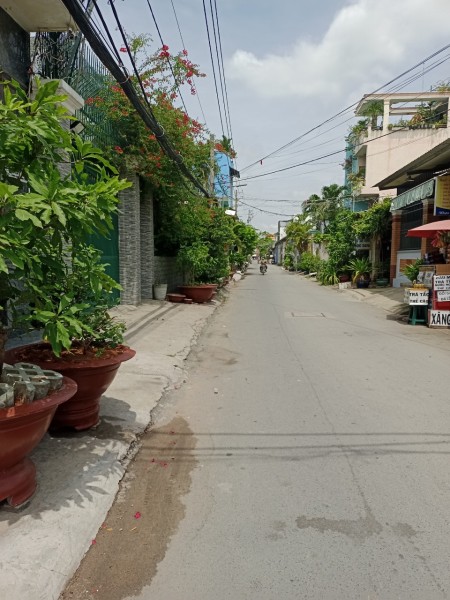 Cho thuê nhà p4 q8 phạm hùng hẻm lớn kinh doanh được, DT 108m2 giá 16 triệu/tháng