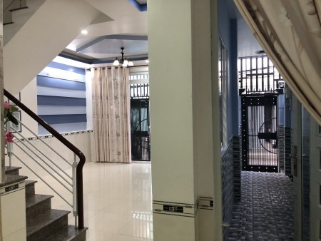 Cho thuê nhà Phạm Thế Hiển P4 Q8, DT 90m2, 2 lầu, giá 17 triệu/tháng