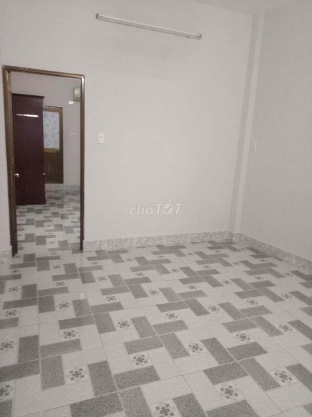 Cho Thuê Nhà Đường Tôn Thất Thuyết P18 Q4 - 3PN, DT 4x17m