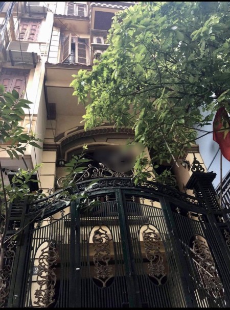 Cho thuê nhà 5 tầng ngõ ô tô tránh nhau Nguyễn Đình Hoàn Q Cầu Giấy chỉ 22 triệu