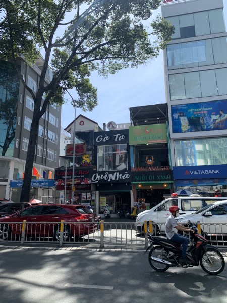 Cho thuê mặt tiền Nguyễn Tri Phương Q10 ngang 5m 2 tầng chỉ 50 triệu/Tháng