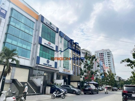 Đi đến slide 1