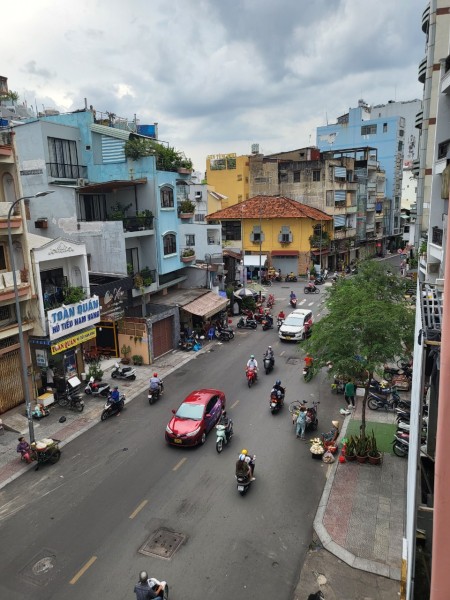 Đi đến slide 4