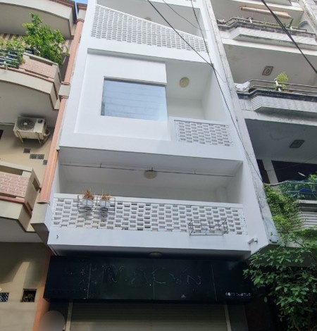 Cho thuê nhà 523/7b Nguyễn Tri Phương, Phường 14, Quận 10, thông ra đường đường 3/2