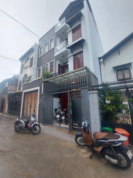 Cho thuê nhà mới đẹp hẻm xe hơi 5pn Quốc Lộ 13 phường 26 Bình Thạnh