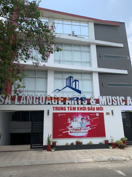 Cho thuê tòa nhà hầm 4 lầu 1200m2-trung tâm Quận 2