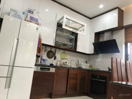 Biệt thự khu Vinhomes cho thuê full nt, 154m2, 5PN, đẹp và sạch, giá 21tr/th. LH 0942246619