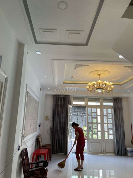 Nhà nguyên căn hẻm Huỳnh Tấn Phát cho thuê 10tr/th, 1T2L, sẵn máy lạnh, 50m2, 4 phòng ngủ, 5 toilet