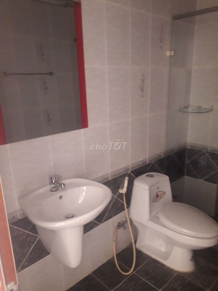 Cho thuê nhà nguyên căn rộng 80m2, Quận 8