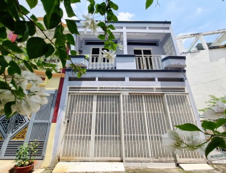 Cho thuê nhà lớn 1 trệt 1 lầu Q6 - giá 10tr/th, rộng hơn 41m2 hợp mở shop