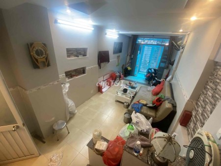 Cho thuê nhà hẻm 4 tầng đường Nguyễn Đình Chiểu - giá 15tr/tháng