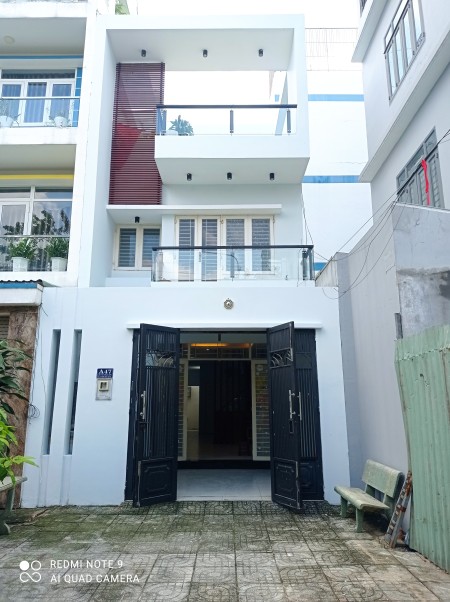 Nhà cho thuê làm VP hoặc ở GĐ giá 14tr, rộng rãi 5x18m, 1 trệt 2 lầu cực mới