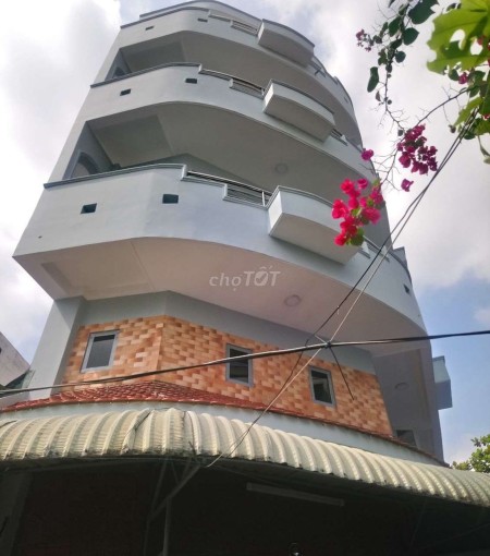 Căn góc 4PN đường Hoàng Sa, quận 3 cần cho thuê giá 17 triệu/tháng