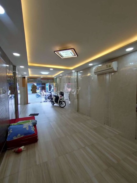 Ly trống nhà mặt tiền 60m2 full nt, đ.Hậu Giang, Q6 cần tìm khách đến thuê