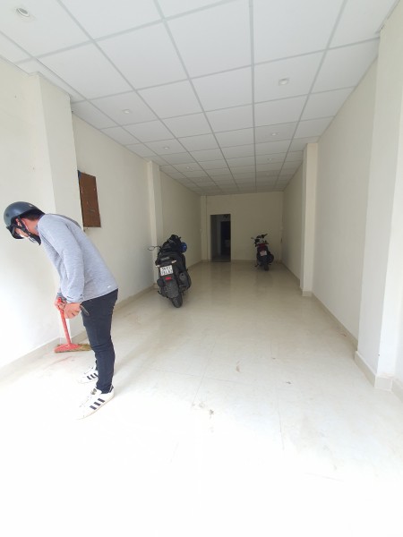 Cho thuê nhà MT Nguyễn Trọng Tuyển, Phú Nhuận - Gần đoạn Nguyễn Văn Trỗi., 76m2, 2 phòng ngủ, 2 toilet