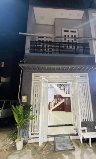 Nhà nguyên căn tâm huyết mới xây Q9 cần cho thuê, 1 trệt 2 lầu, 3PN - 4WC