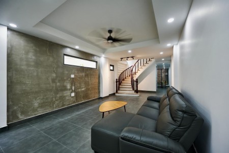 Cho thuê nhà 3 Mặt Tiền Lê Văn Sỹ 4,5x20m 4 tầng nhà mới 100%