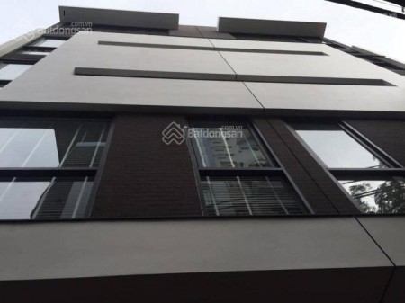 Nhà cho thuê Long Biên, HN, dt 35m2, 3PN, có nt, giá chỉ 10tr/th. LH 0934685658