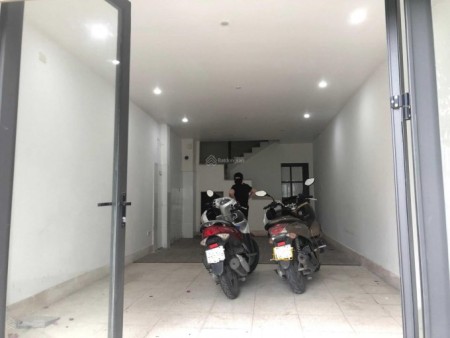Nhà nguyên căn cho thuê 48m2, 5t, 3PN, 3WC, gần trường học, giá chỉ 9tr/th. LH 0932224259
