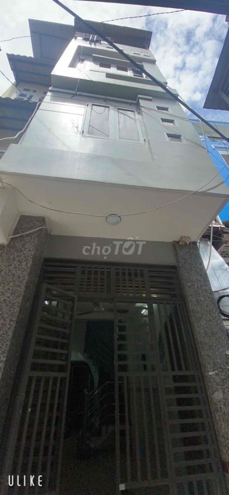 Nhà hẻm quận 3 cách MT 80m, nhà 1 trệt 2 lầu, có sân thượng, giá 10tr/th