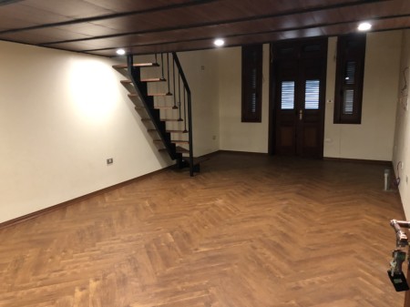 Cho thuê nhà nguyên căn phố Tạ Hiện. Diện tích 40m2 x 5 tầng