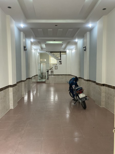 Cho thuê nhà đường xe hơi 6m Bàu Cát gần đoạn Đồng Đen