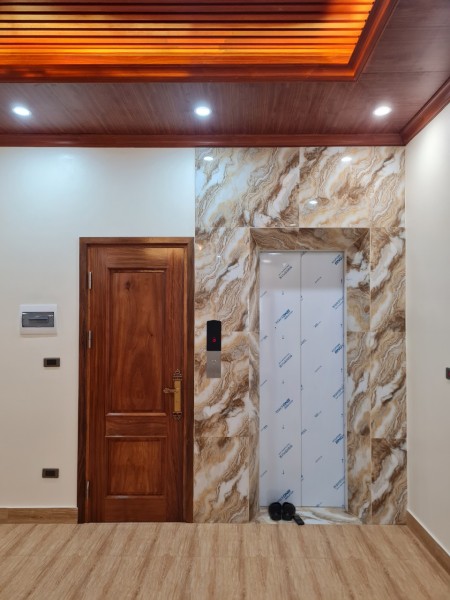 Cho Thuê Nhà Mặt Phố KĐT Văn Phú – Hà Đông 90m2*5T , Thông Sàn Kinh Doanh Ô Tô Thanh Máy Điện Ba Pha