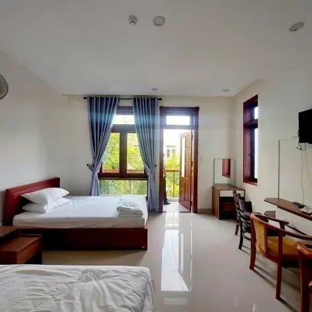 Cho thuê nhà nguyên căn 5mx15m căn 5pn 4wc hẻm xe hơi quận 7