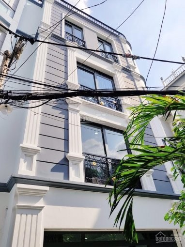 Nhà hẻm nguyên căn cho thuê 100m2, 30tr/th tại Q1, giá 30 tr/th