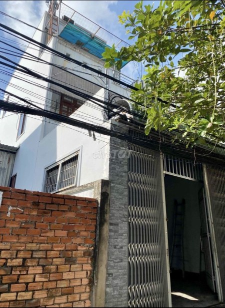 Nhà HXH mới 5x13m tại Q9 cho thuê 10 triệu/tháng, cách Man Thiện 50m