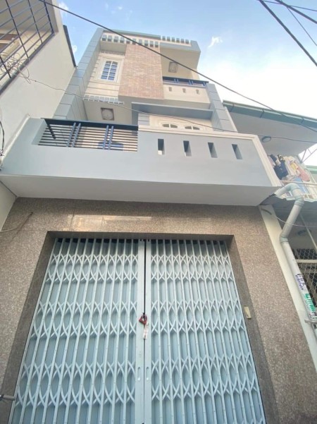 Nhà HXH cho thuê 4PN, 4WC,dt 65m2, gần TTTP giá 20tr/th