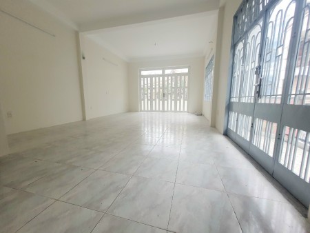 Cho thuê nhà vừa ở và vừa kinh doanh tại Phú Nhuận, 18 triệu/tháng