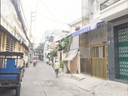 Nhà sát chợ Bà Chiểu Hẻm Xe Tải Bùi Hữu Nghĩa, P2, BT