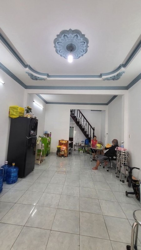 Nhà HXH Dương Văn Dương, Q.Tân Phú – 4 x 10m (1 Lầu) – 8.5 Triệu/Tháng