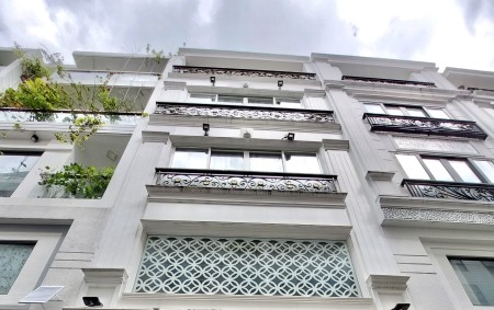 Nhà đầy đủ nội thất cho thuê ở quận Bình Thạnh