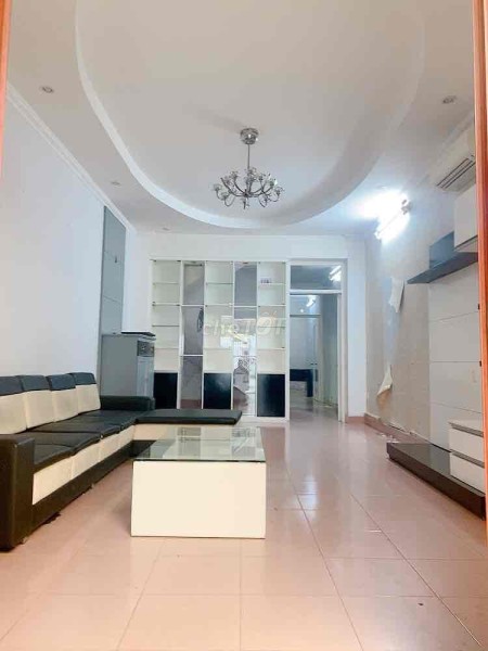 Cho thuê nhà nguyên căn Q3 hẻm 10m, 1 trệt 2 lầu, 4PN, sẵn 7 điều hòa
