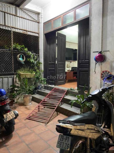 Cho thuê nhà Đông Anh, nhà to mà giá thuê lại rẻ, 60m2, 3 phòng ngủ, 3 toilet