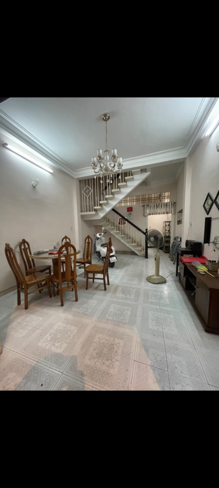 Căn hẻm xe tải đường Chu Văn An, phường 12, Q Bình Thạnh cho thuê 13tr/th