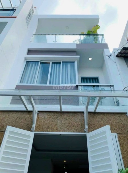 Nhà nguyên căn hẻm 4C Bàn Cờ, Q3 thông Điện Biên Phủ cho thuê 12tr/th