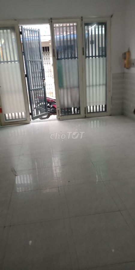 Nhà trong hẻm chỉnh chủ cho thuê ở Quận 8