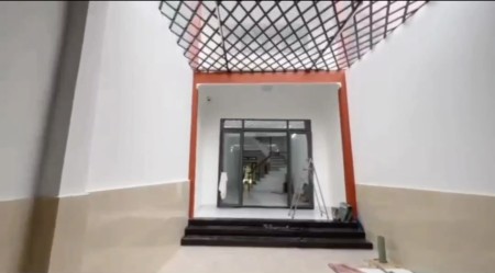 Nhà nguyên căn MT Lâm Văn Bền Q7, 1 trệt 2 lầu 160m2 cho thuê 35tr/th