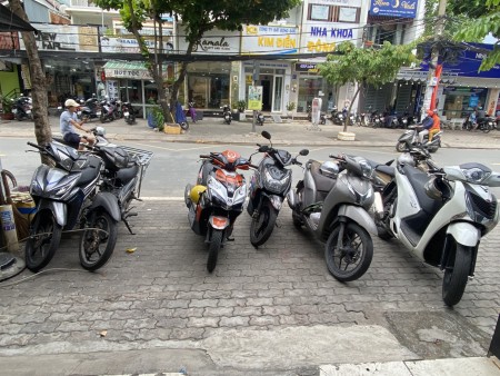 Trống căn 4PN - 2WC nhà mặt tiền Lâm Văn Bền, cho thuê giá 35tr/th