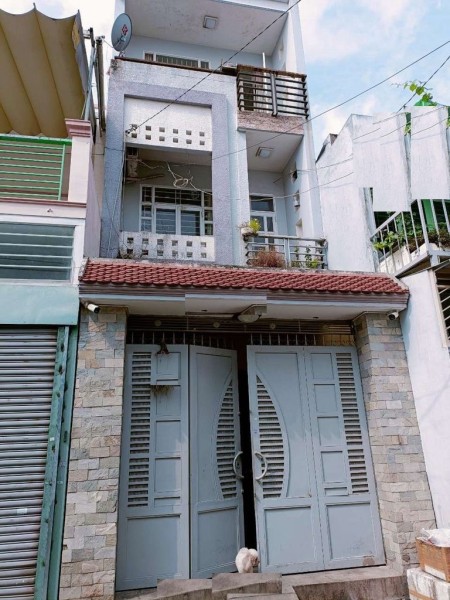 15 triệu/tháng có căn nhà HXH vô ra, 80m2 Quận Tân Phú cần cho thuê