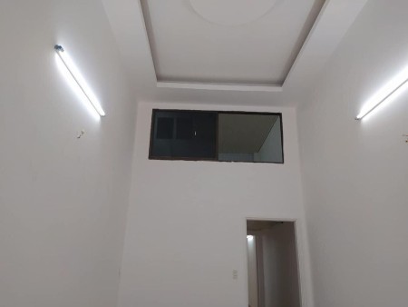 Nhà 9 triệu/tháng mặt tiền với dtsd 100m2, 3.2 x 22m, tiện thuê mở tiệm kinh doanh