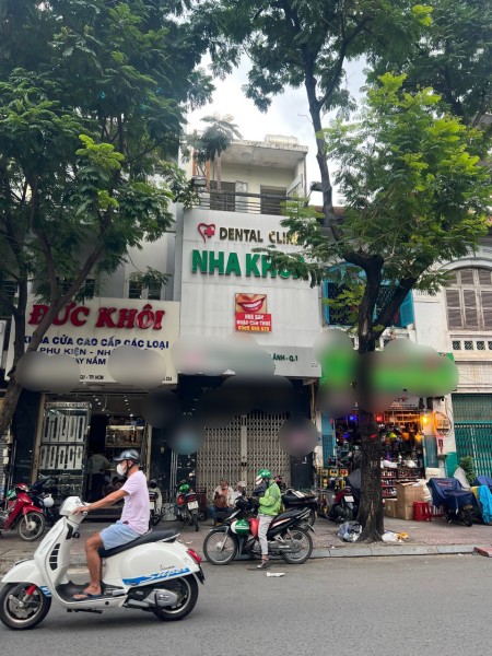 Nhà mặt tiền đường Yersin, dt 72m2, 3PN, 3WC cho thuê nc 50tr/th