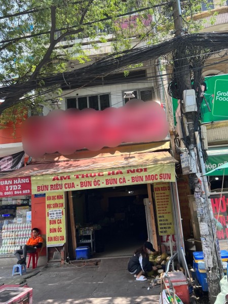 Căn trống suốt 3 tầng 4x20m nằm MT Nguyễn Gia Trí, BT cho thuê 60tr/th